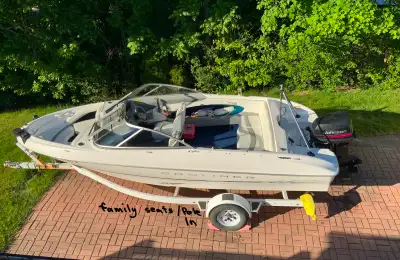 THIS BOAT IS IN GREAT CONDITION NO RIPES ON ANY OF SEATS IS A COMBO OF PLEASURE AND FISHING BOAT CAN...