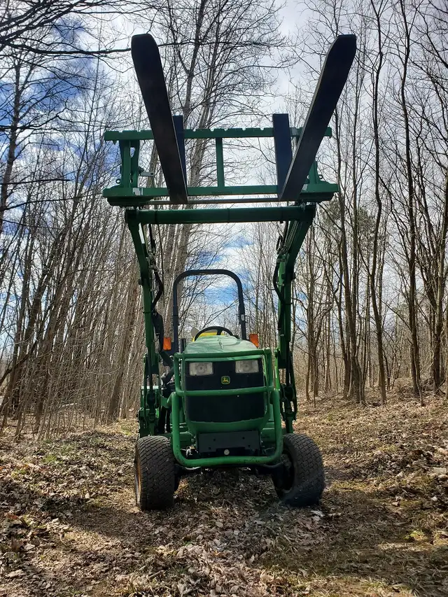 2017 John Deere 1025R 4WD Tractor with Attachments – 387 Hrs in Farming Equipment in Owen Sound - Image 2