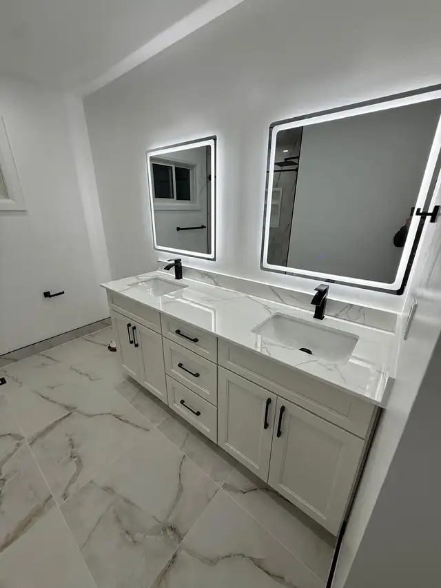 Bathroom Renovations | Basement Finishing | Flooring | Painting in Renovations, General Contracting & Handyman in Mississauga / Peel Region - Image 10