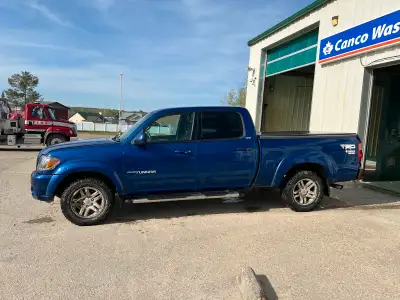 Selling my Toyota tundra Yamaha edition Truck has 397,000 km and no issues at all. Just went through...