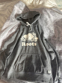 Women’s roots hoodie 