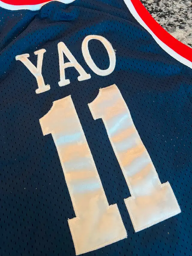 VINTAGE BASKETBALL NBA JERSEYS - S - L in Men's in City of Toronto - Image 4