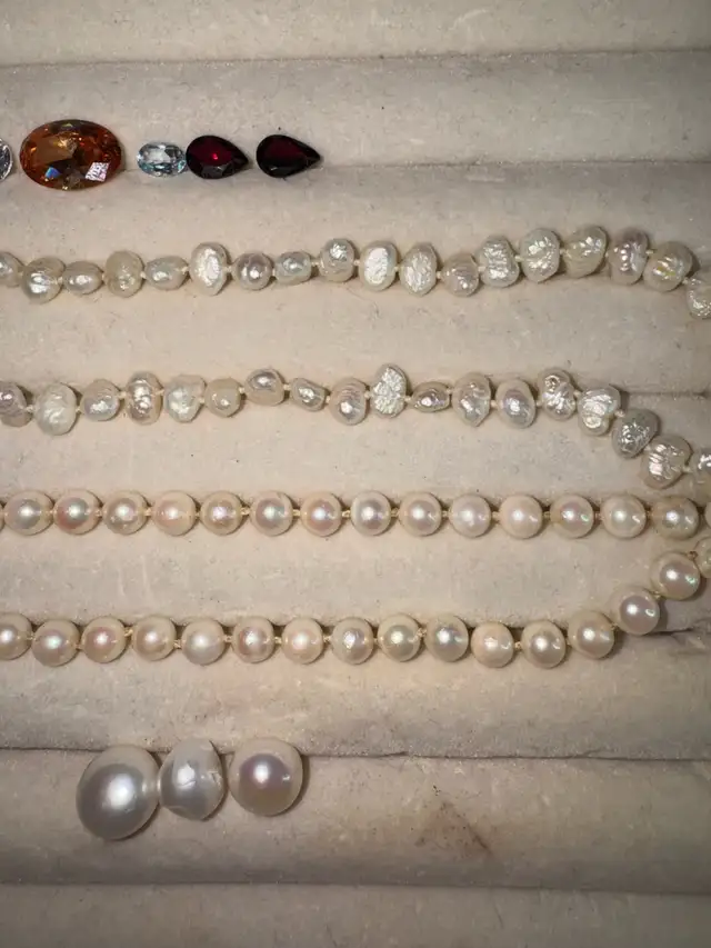 Gem and Pearl Collection in Jewellery & Watches in City of Montréal - Image 4
