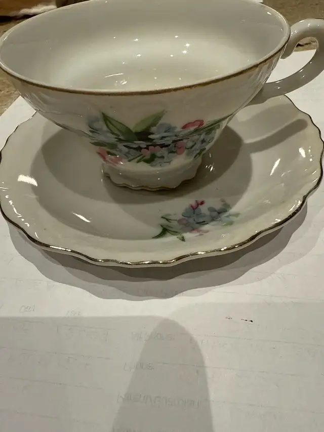 fine bone china with “Japan” on the bottom  in Arts & Collectibles in London - Image 8
