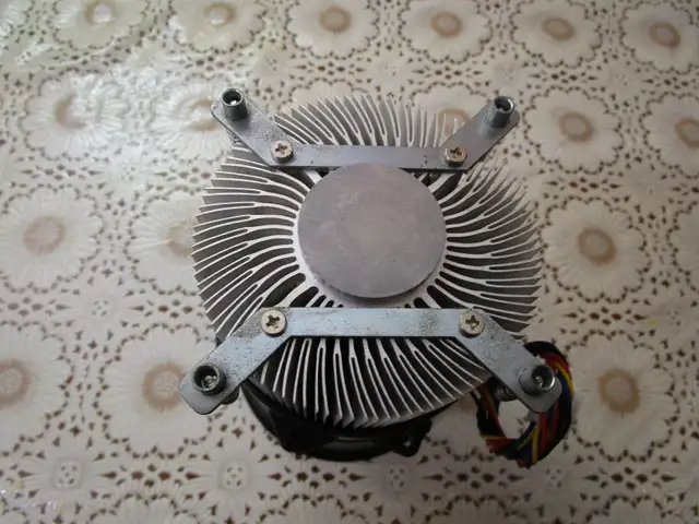 ACER CPU Desktop Radiator in System Components in Markham / York Region - Image 4