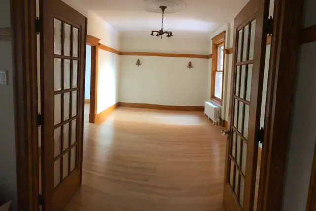 Grand condo Plateau in Long Term Rentals in City of Montréal - Image 2