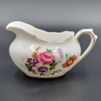 Vintage Royal Albert Barbara Ann Creamer Bone China England Flor