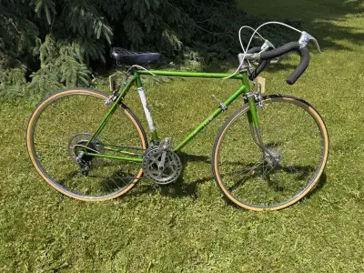 Road bike, 10 speed Sekine 22” frame, new tires, View more