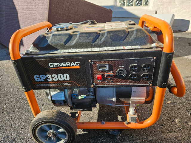 Generator for sale 600 like new in Power Tools in Belleville - Image 2