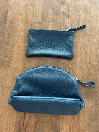 ROOTS LEATHER MEDIUM  ZIP POUCH AND LARGE COSMETIC CASE *BUNDLE*, View more