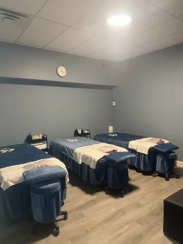 Asian Style HEAD Massage Therapy62863725525123124