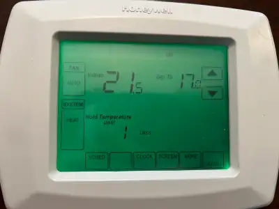 Honeywell thermostat heatpump RTH8500D, View more