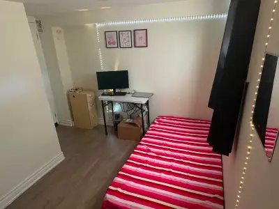 Prove room for one month from 1st of August to 31 st of august All Utilities included only for femal...