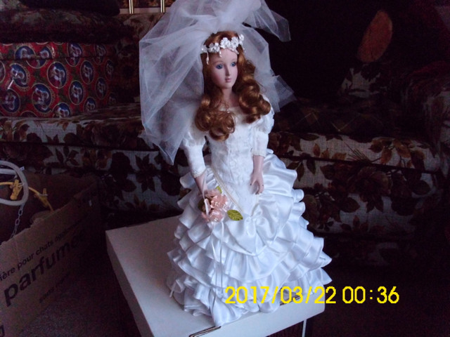 collectable doll  brides of the world in Arts & Collectibles in Kawartha Lakes