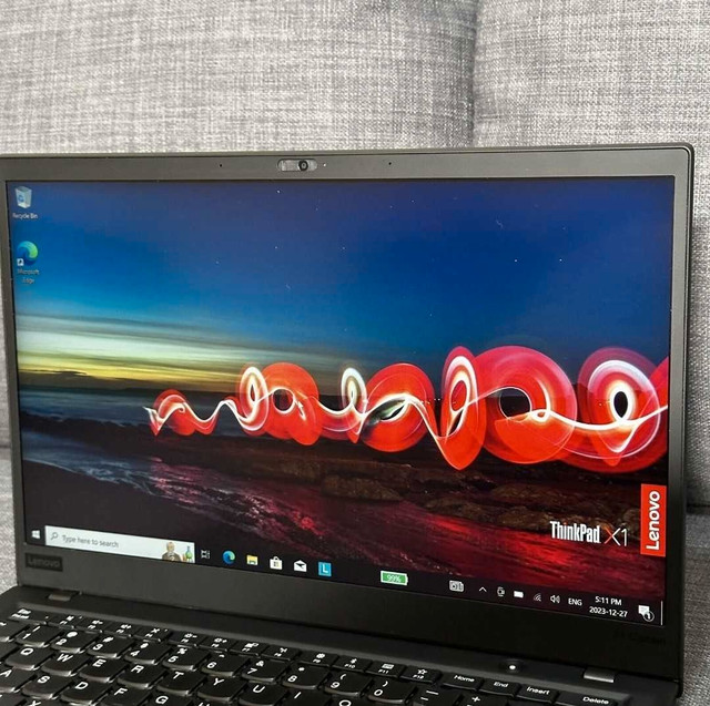 Lenovo ThinkPad X1 Carbon (6th Gen) 8GB RAM, Intel Core i5, 500G dans Portables  à Longueuil/Rive Sud - Image 2