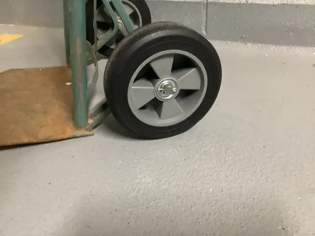 Moving equipment64141847544065121