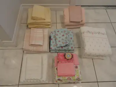 QUALITY TWIN SHEETS SETS - A VARIETY OF 7 SETS, View more