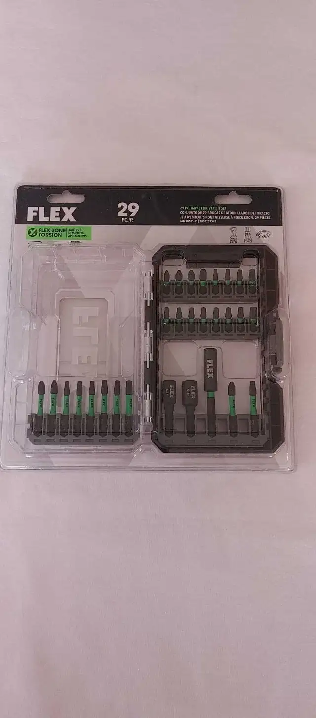 Flex 29pc impact driver bit set. in Hand Tools in Calgary - Image 2