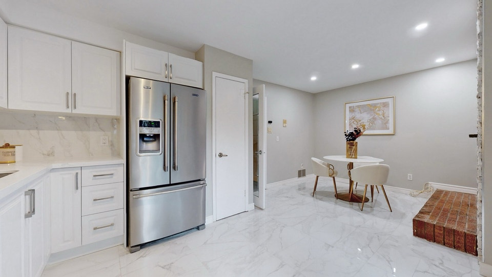 3 bedroom townhouse for rent in Mississauga 5