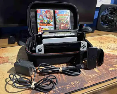 System itself works like a charm as if straight out of the box. Condition is excellent, left joycon...