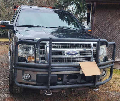 2009 ford F 150 Crew Cab 6.5 foot box 4 by 4 lariat
