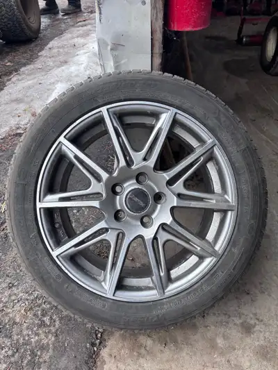 Set of 4 winter tires on alloy rims Michelin X-Ice tires – size 225/50R17 Mounted on FAST aftermarke...