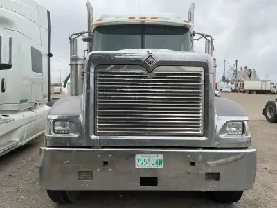 2004 INTERNATIONAL 9900 460 Cummins isx 4 Super 40 diffs 12 speed automated manual tranny 3.58 gears...
