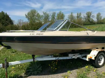 1987 Vanguard Calis Bowrider 23E 14697 2.5 L Mercruiser 17 Ft Trailer good Boat a project Told motor...