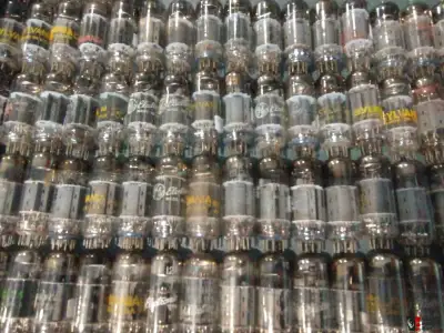 55+ YEAR AUDIO TUBE COLLECTION SELL OFF, View more