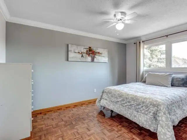 private room for girl rent