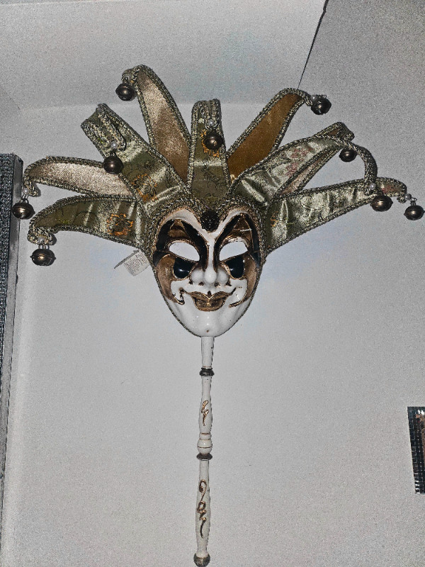 Set of 4 Venezel Drama Masks in Arts & Collectibles in Oshawa / Durham Region