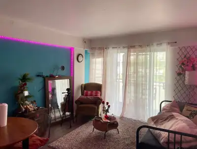 SUBLET - Furnished Studio Apartment in the Heart of Downtown Montreal! Features: • All-inclusive ren...