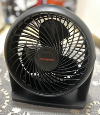 Honeywell 8" Tabletop Air Circulator Fan