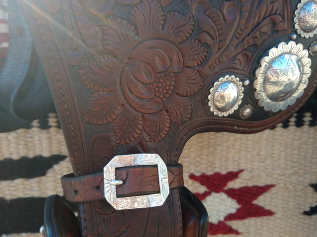 Rare Baird Silver Saddle For Sale in Equestrian & Livestock Accessories in Muskoka - Image 4