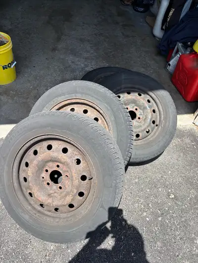 Steel winter wheels from a 2014 Hyundai Sonata 205/65/16 winter tires (older) Selling for wheels onl...