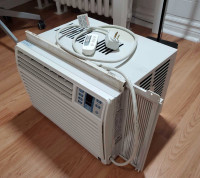 AIR CONDITIONER W/ DELIVERY