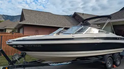 2007 Larson 228 LXI, Merc 350 Mag, good condition, just completed full leg and engine service. Well...