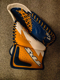 Hockey Goalies glove. Brand new. TPS
