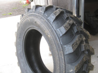 16.9x28 Backhoe Tire