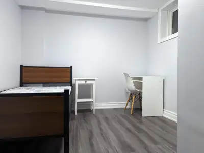 Basement room for rent in Scarborough - Female only