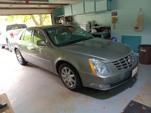 2010 Cadillac DTS