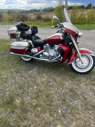 2004 Royal star venture $4.500 OBO