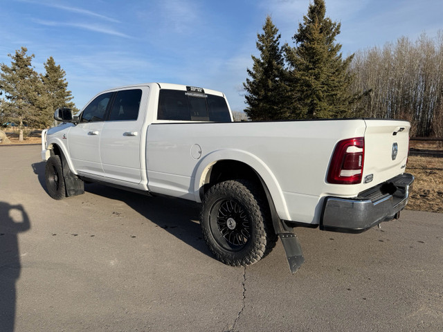 2019 Dodge Ram 3500 Laramie Longhorn 6.7L Cummins Turbo Diesel in Cars & Trucks in Calgary - Image 3