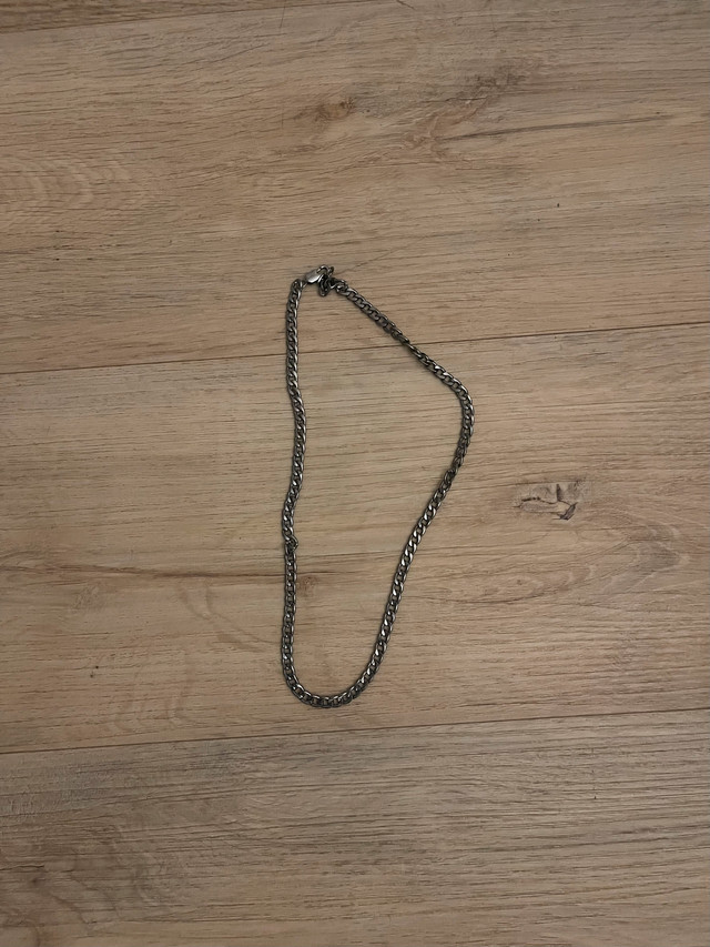 Dark Grey Chain dans Hommes  à Ville de Montréal