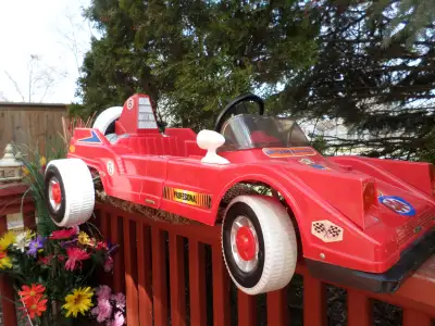 1970's Ferrari F1 Pedal Racing Car. """NOTE""" There is some small wear from use. Windshield has a c...