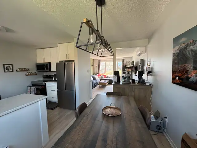 3-Bedroom 1 Bath Upper Unit in Long Term Rentals in Dartmouth - Image 2
