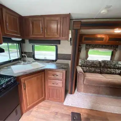 2015 24’ keystone cougar  in RVs & Motorhomes in Delta/Surrey/Langley - Image 5