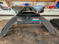 Reese Elite RE25 25000 lbs. Gross Tow Weight / 6250 lbs.