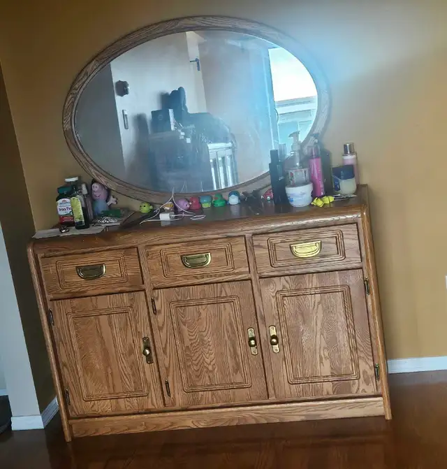 Dressing Table433376765233735680