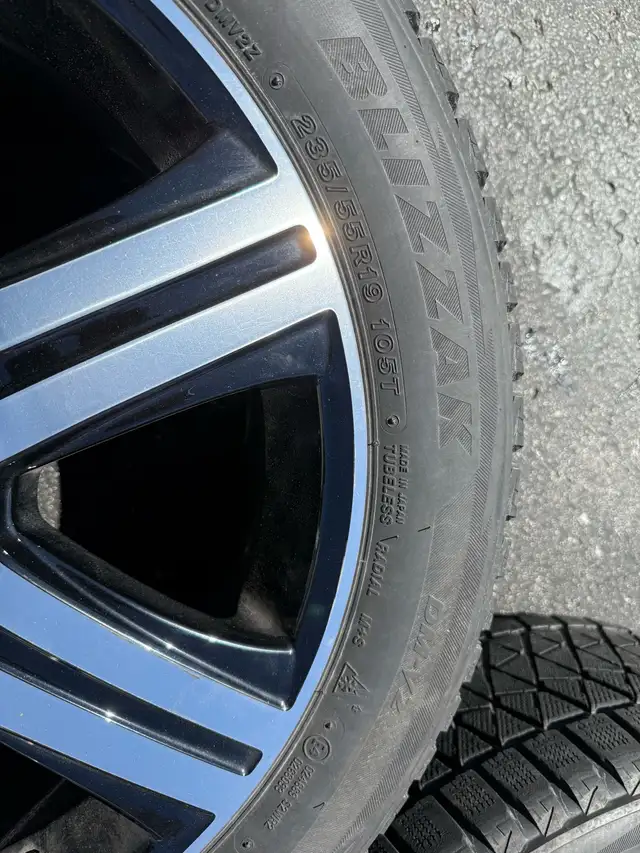 Mercedes OEM GLC rims  with Bridgestone winter tires 235/55/19 in Tires & Rims in City of Toronto - Image 4